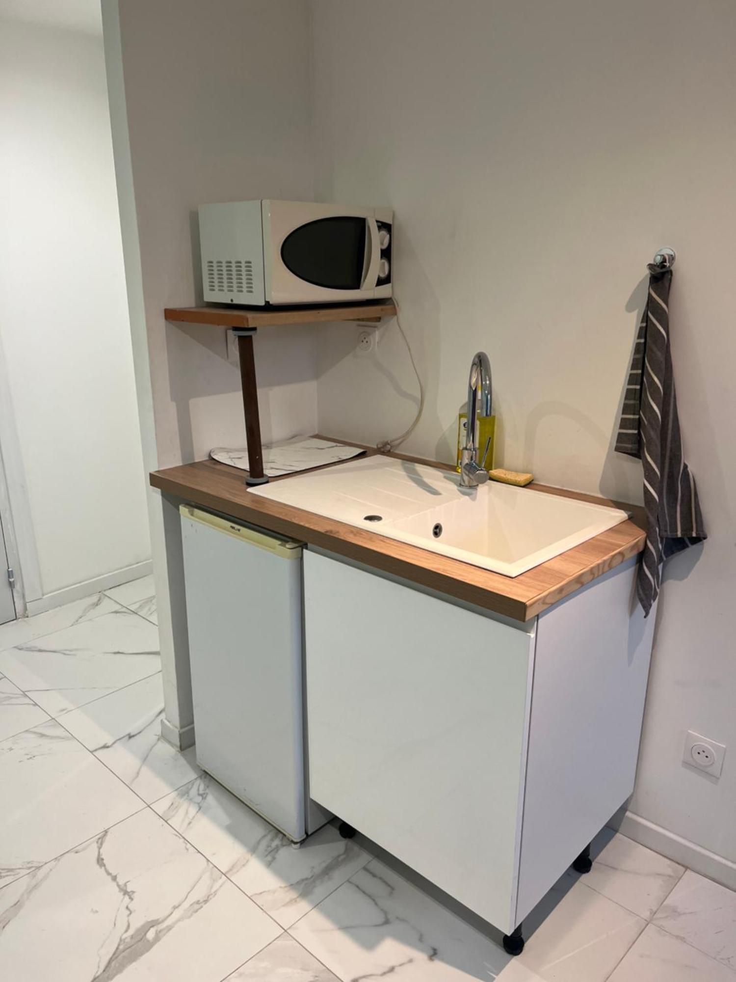 ניס Hotel Lyonnais מראה חיצוני תמונה